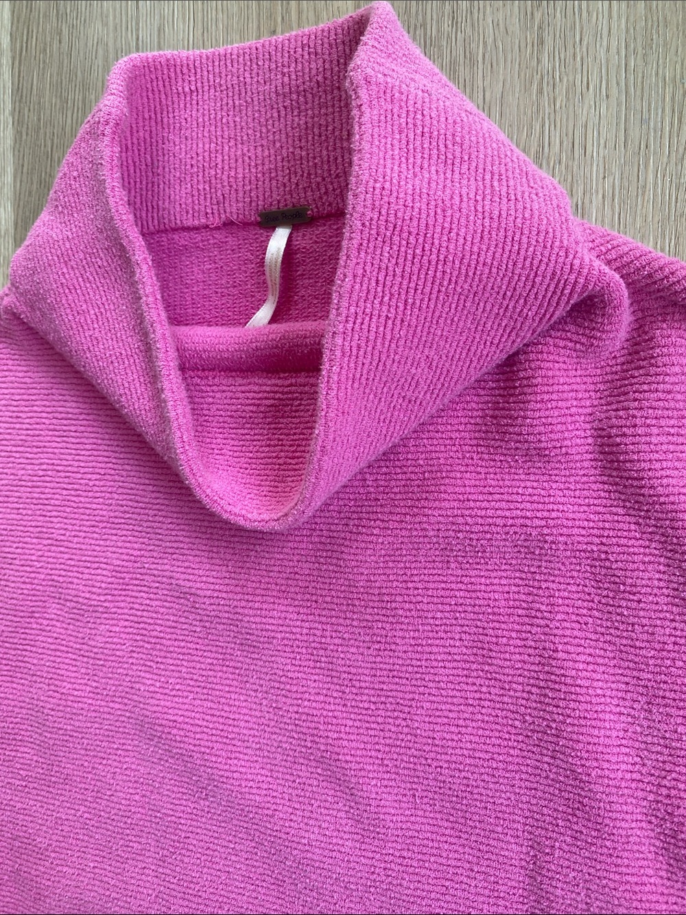 Free People Pink Oversized Ottoman Sweater Slouchy Mock Neck Cozy Boho Knit - Picture 3 of 9
